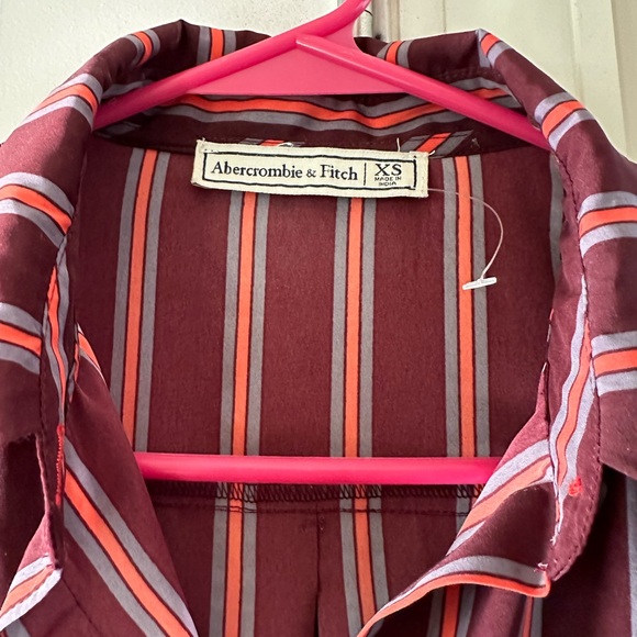 Abercrombie & Fitch Red & Grey Striped Long Sleeve ButtonUp Workwear Shirt Sz XS - Picture 3 of 4